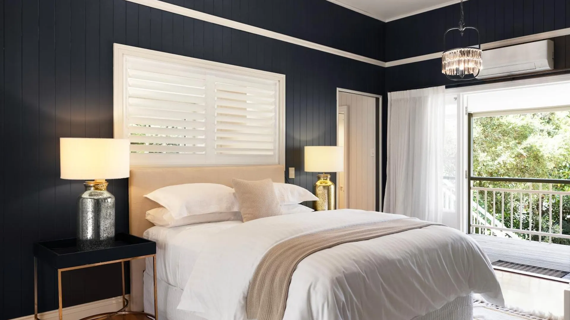Waterfall Lodge Maleny Timeless Grandeur & Luxury